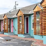 Inn At Haystack Rock