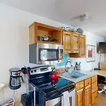 Beaches Inn | Pirates Cove Cabana 8