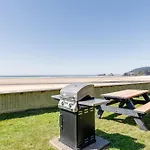 Schooner\'S Cove Inn