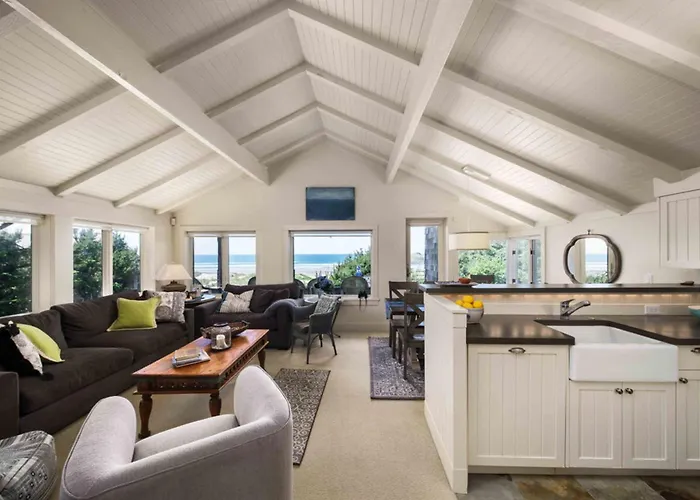 Chapman Cove By Avantstay Gorgeous Beach Bungalow W Sauna