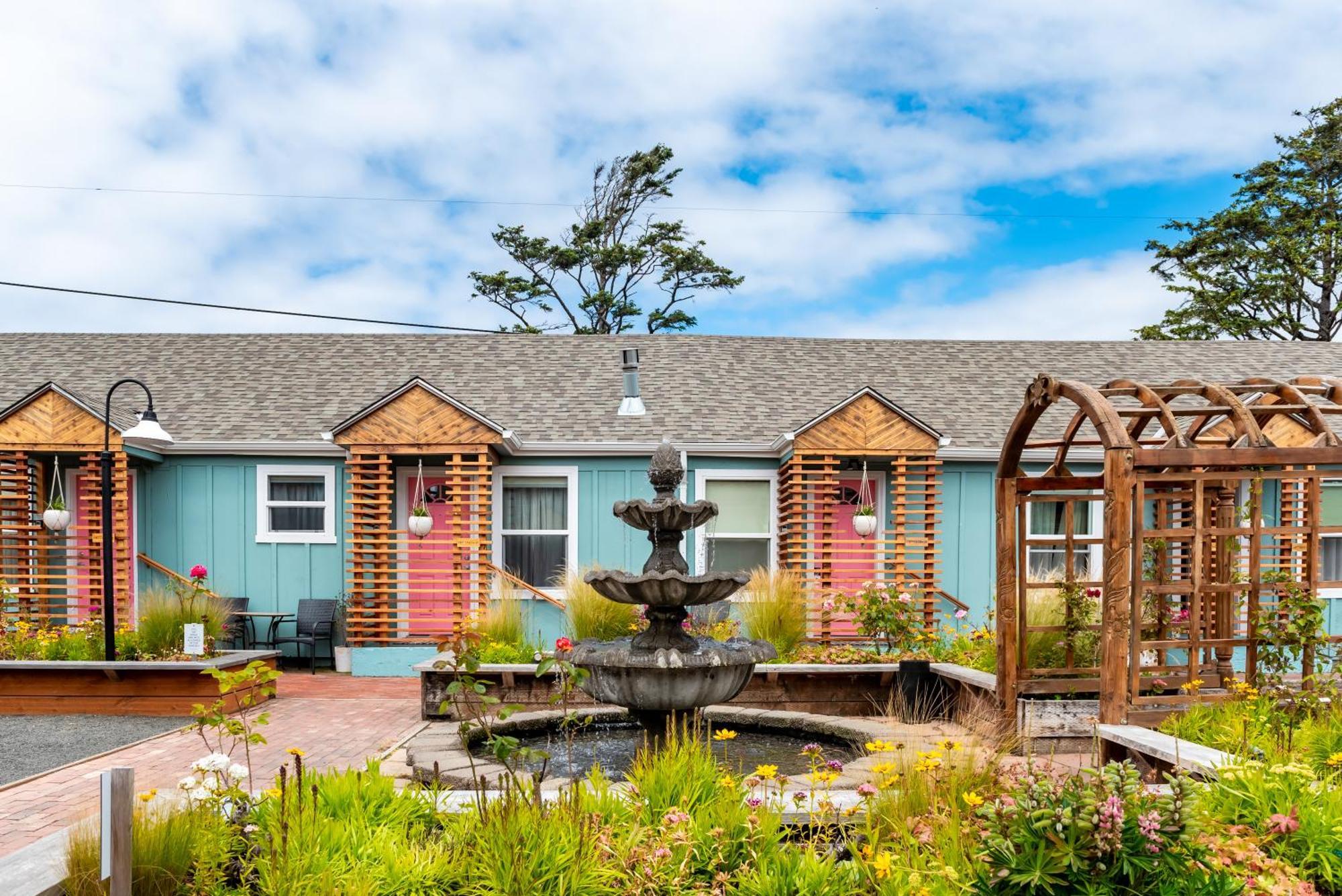 At Haystack Rock Inn Cannon Beach