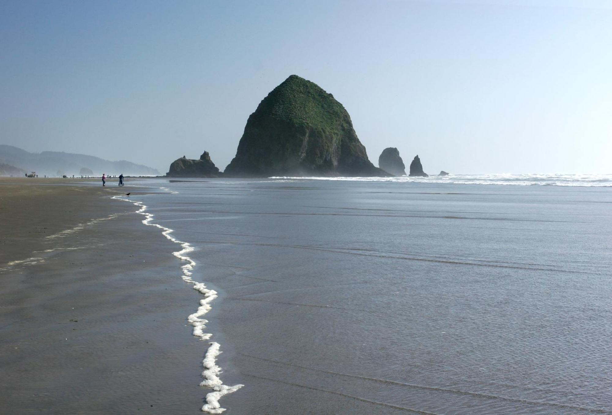 Schooner's Cove Cannon Beach
