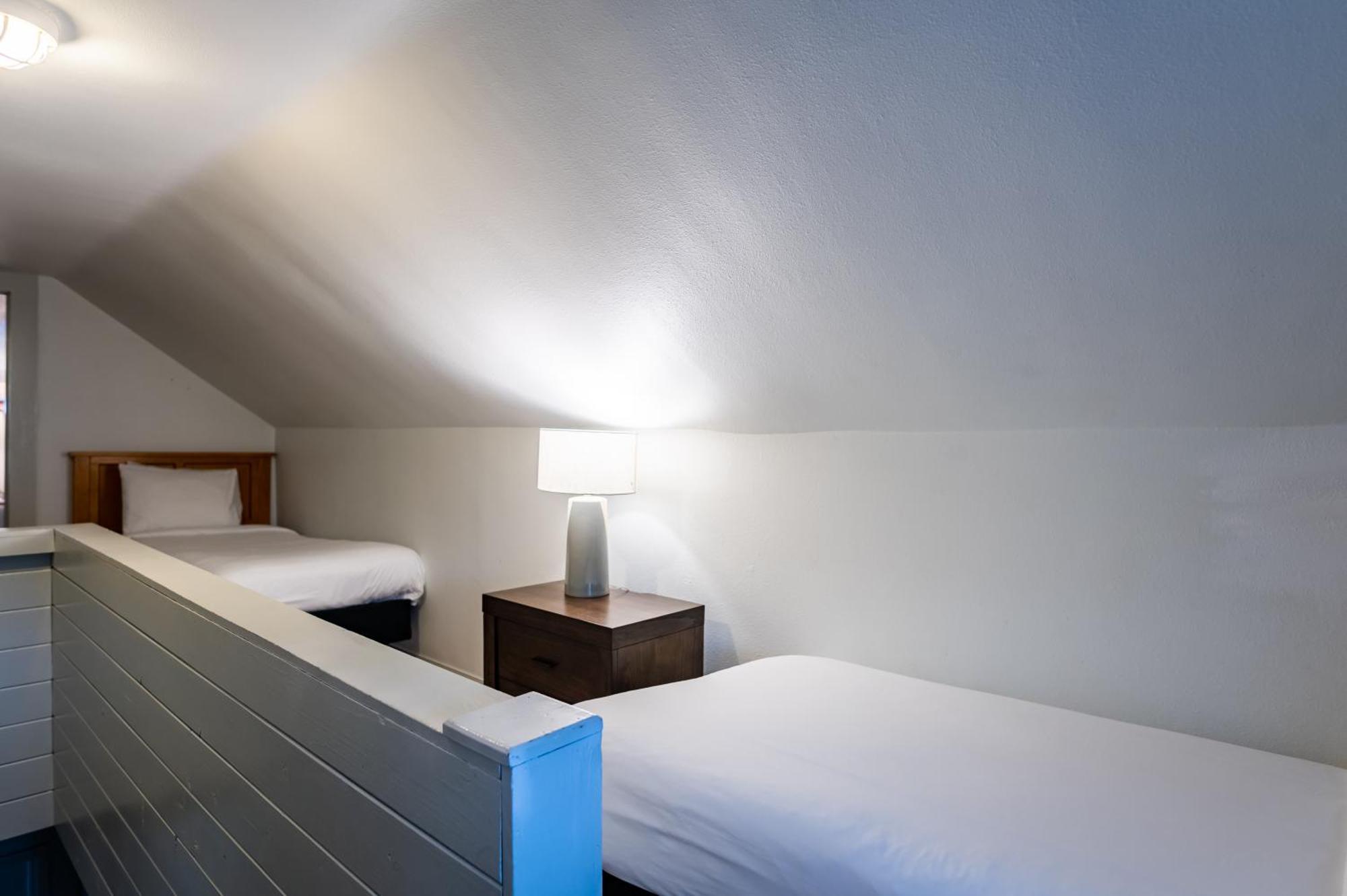 Inn At Haystack Rock 4*