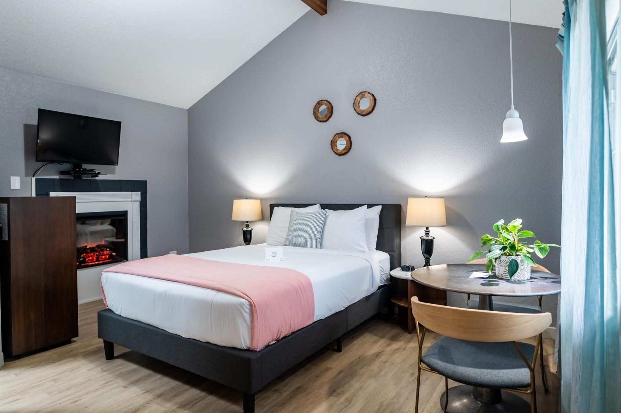 Inn At Haystack Rock Cannon Beach