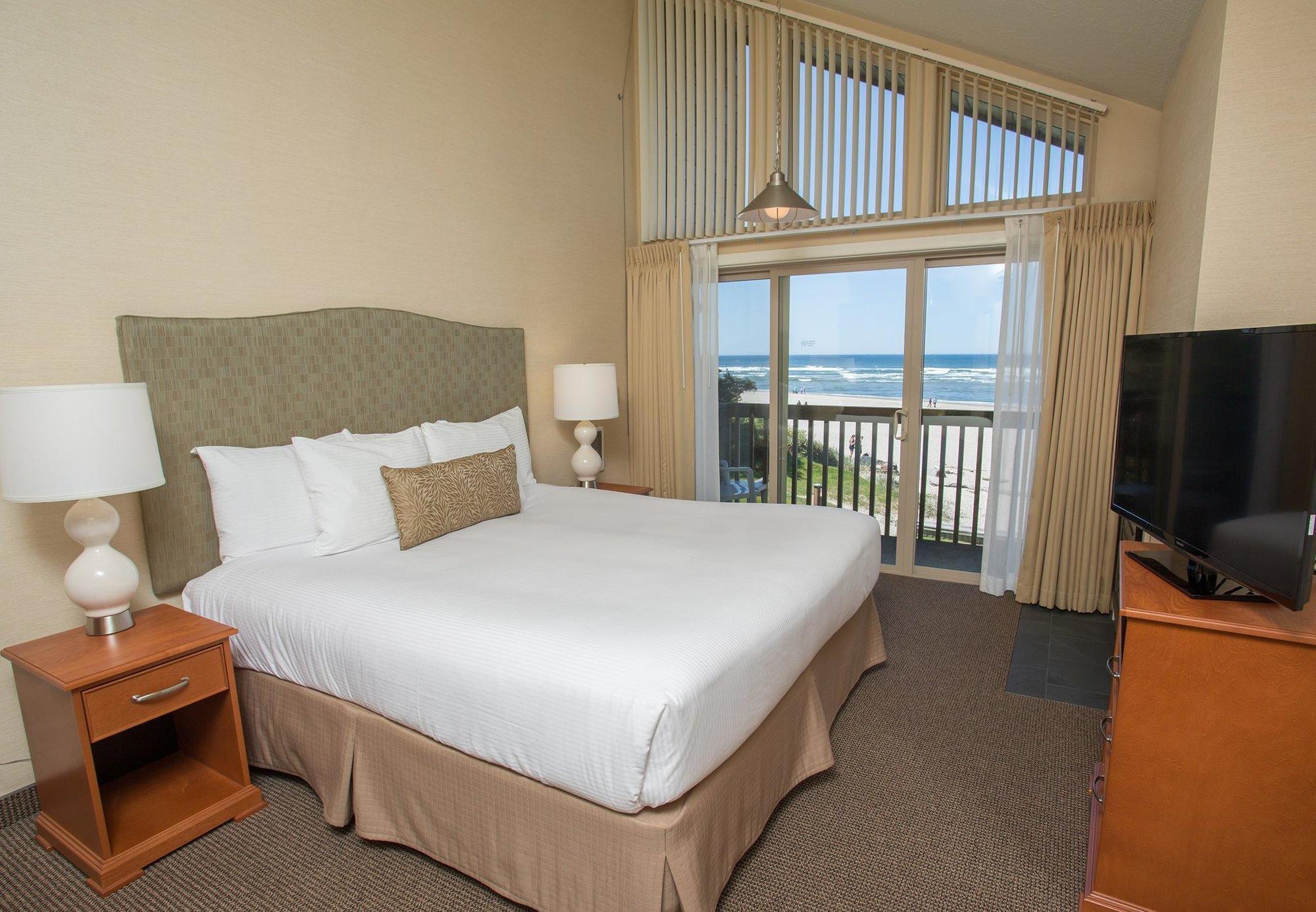 Schooner's Cove 3*