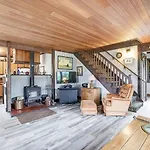 Historic Haystack Cabin