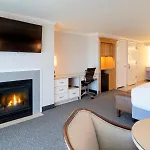 Hallmark Resort In Cannon Beach