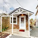 Baerfoot Bungalow