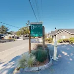 Beaches Inn | Sandpiper Pier Cottage