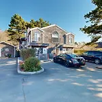 Beaches Inn | Sandpiper Pier Cottage