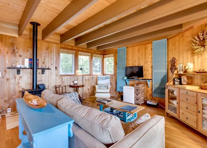 Cannon Beach Tree House