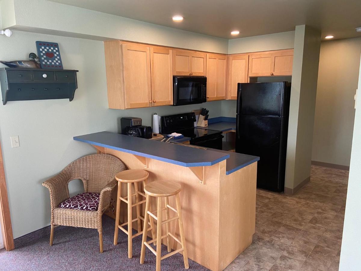 Sea Breeze Court Inn Cannon Beach