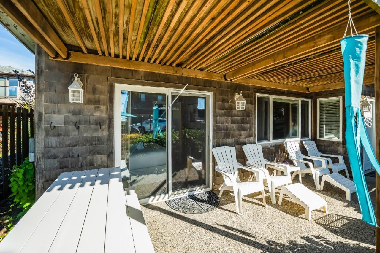 Hotel Sandals | Cannon Beach