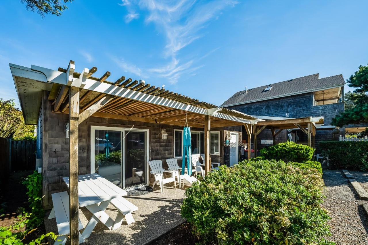 Holiday home Sandals | Oceanside