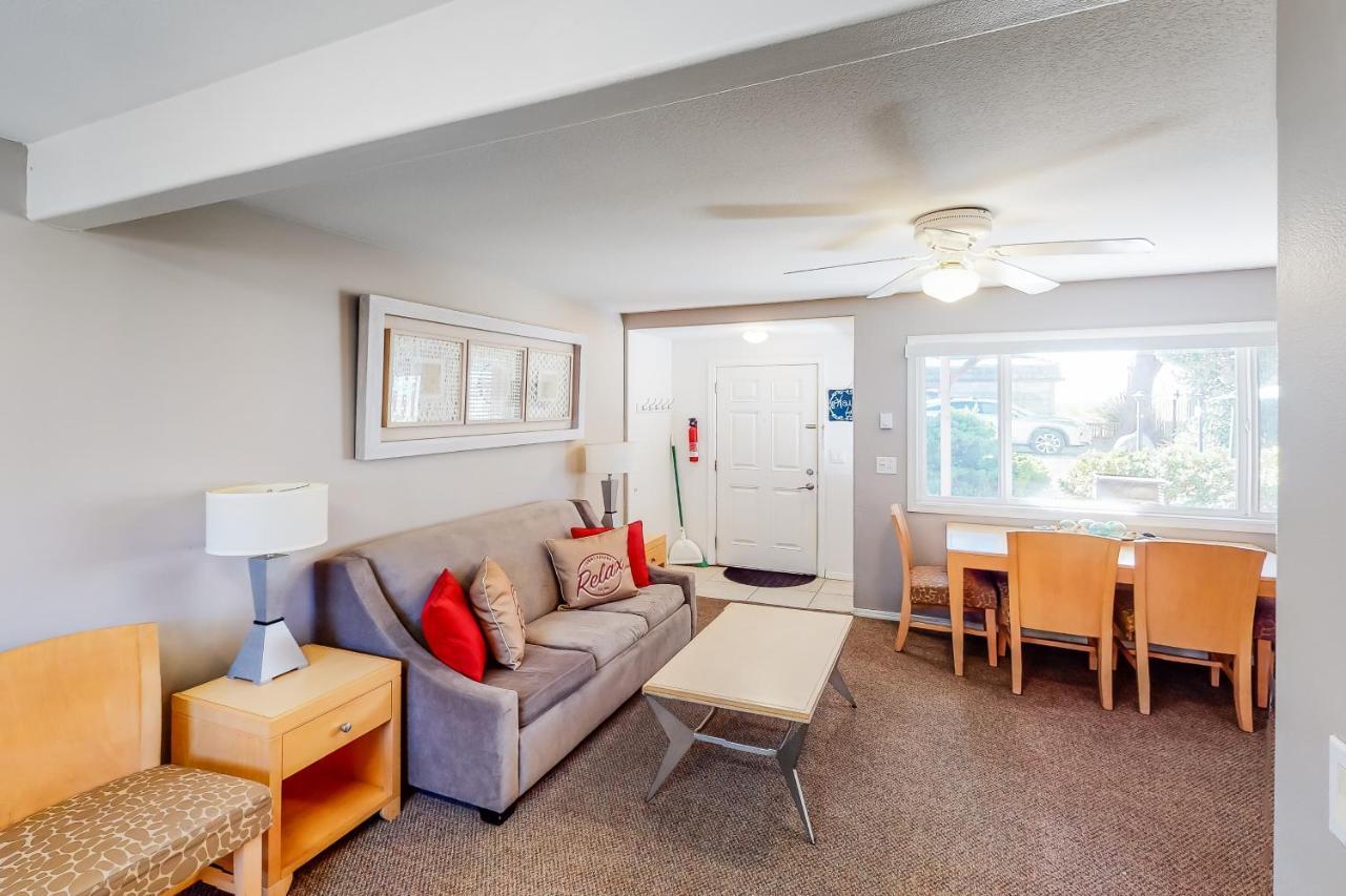 Holiday home Sandals | Oceanside Cannon Beach