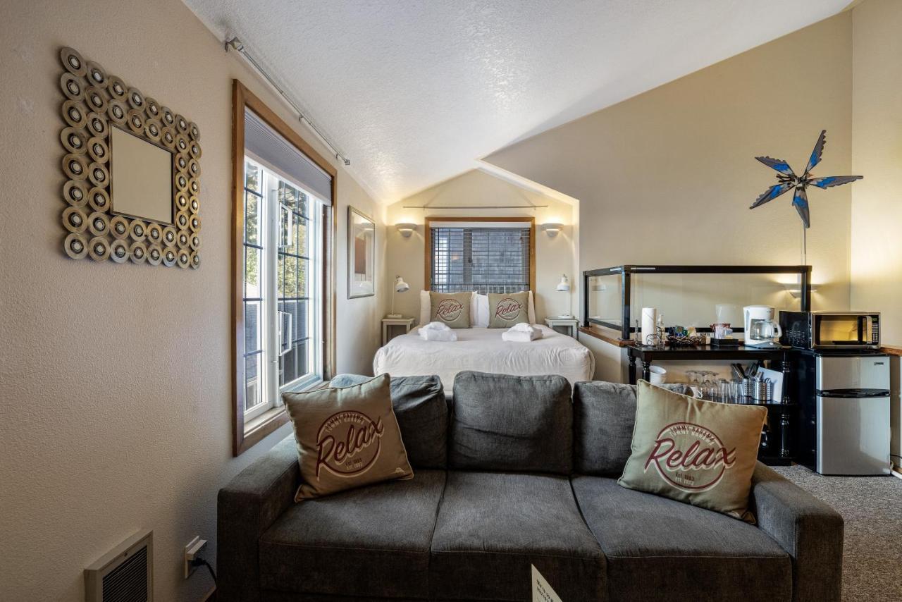 Beaches | Herons Nest Loft * Cannon Beach