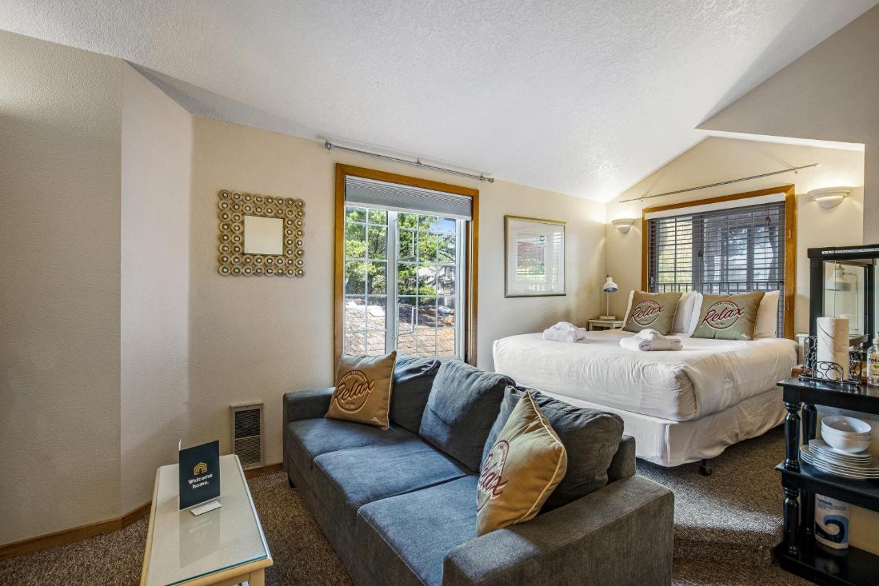 Beaches | Herons Nest Loft Cannon Beach