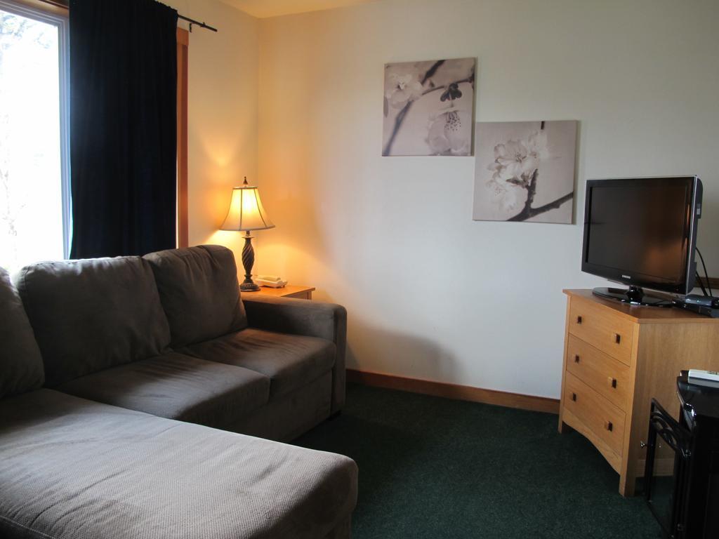 Harrison Street Inn 3*