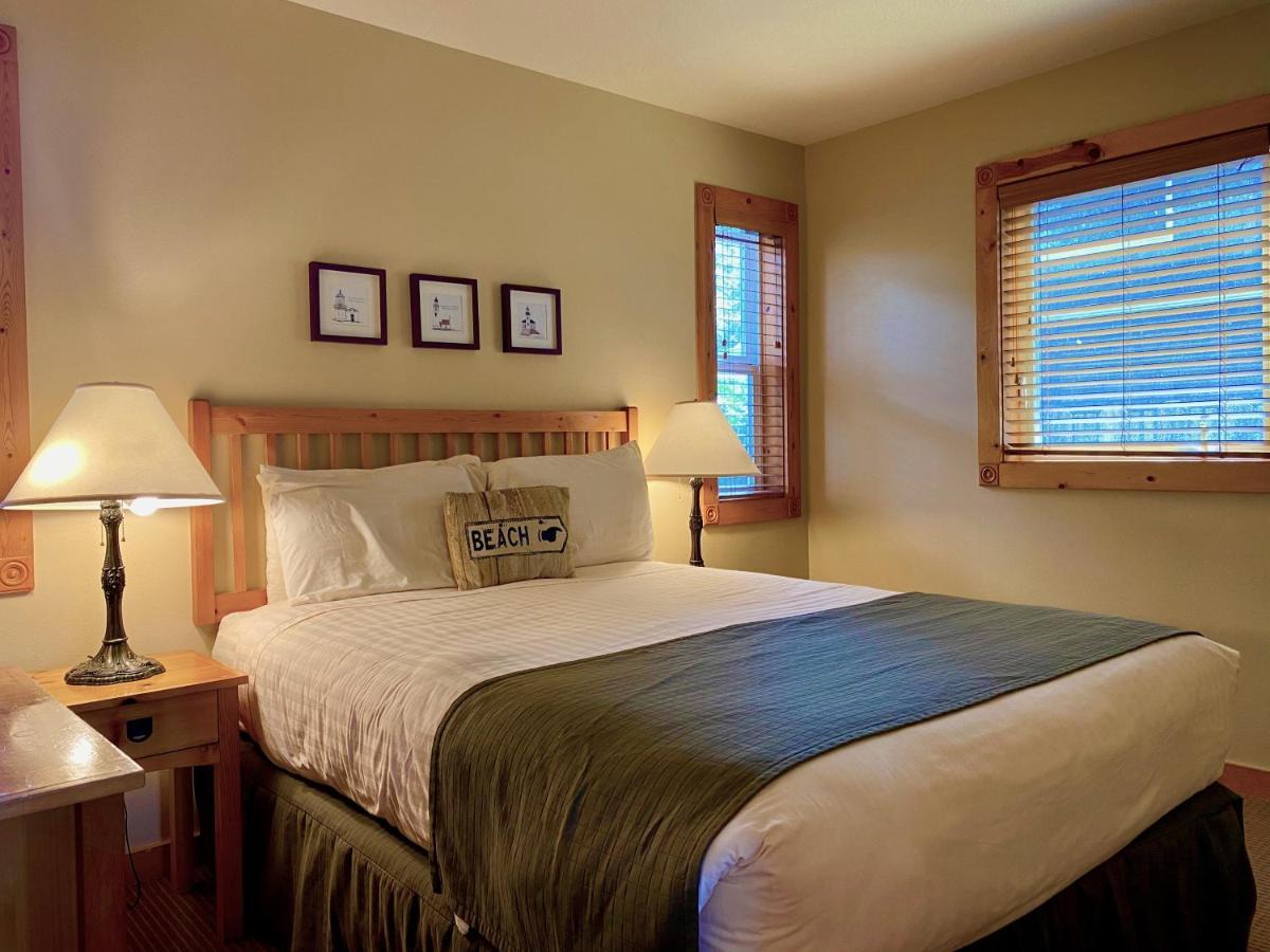 Hotel Lighthouse 4*