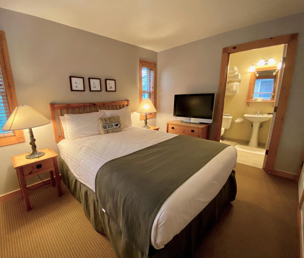 Lighthouse Hotel 4*