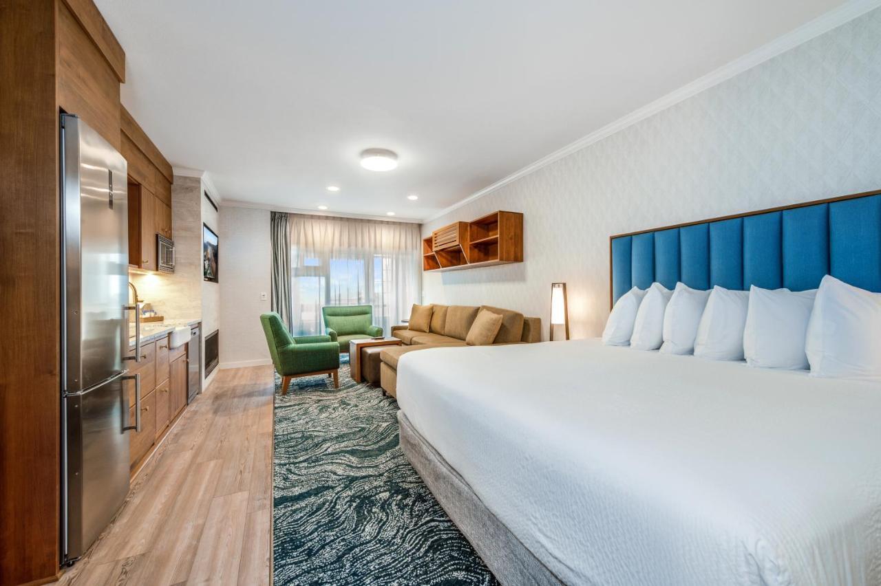 Hotel Hallmark In Cannon Cannon Beach