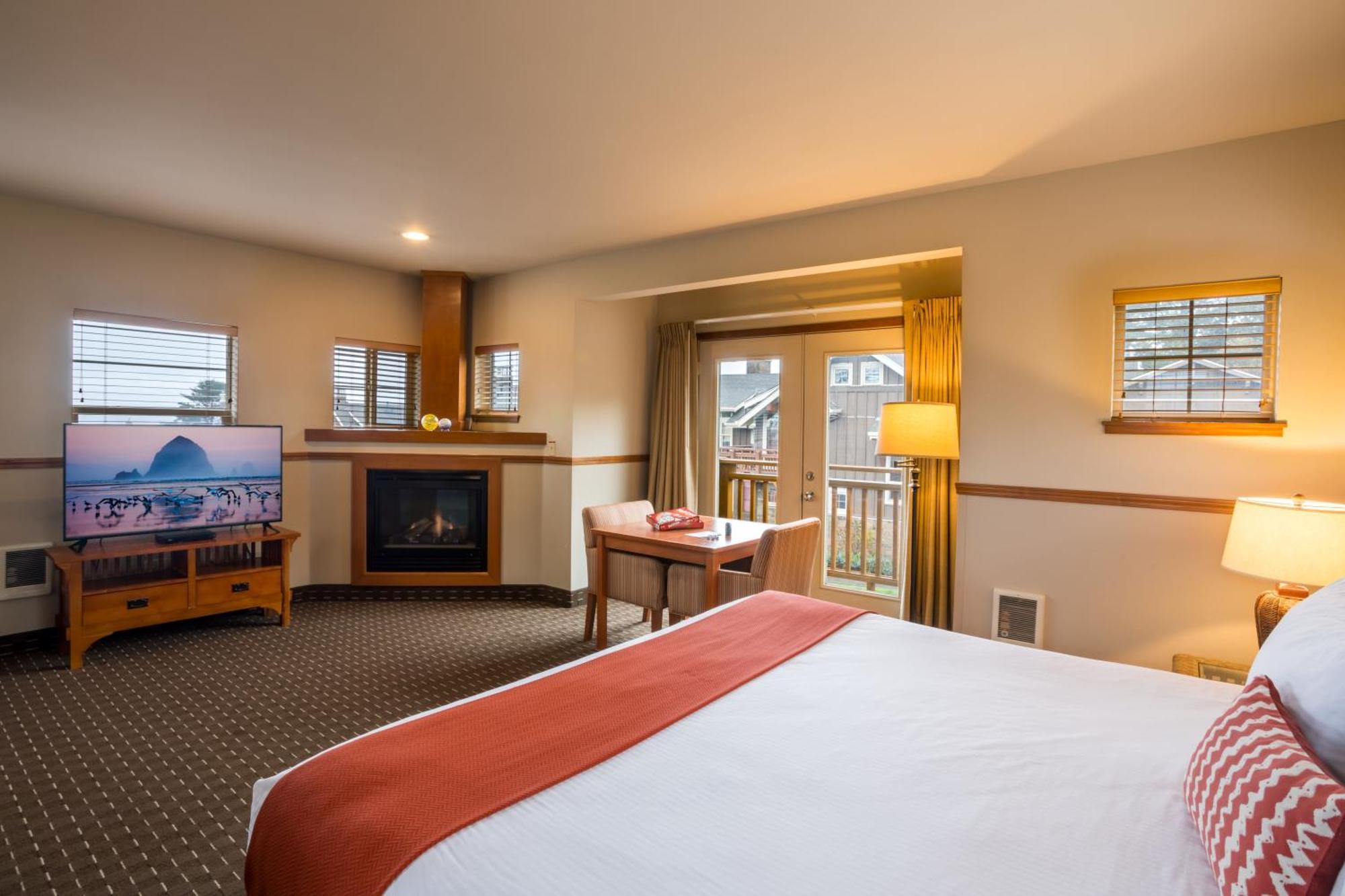 Hotel At Cannon Cannon Beach