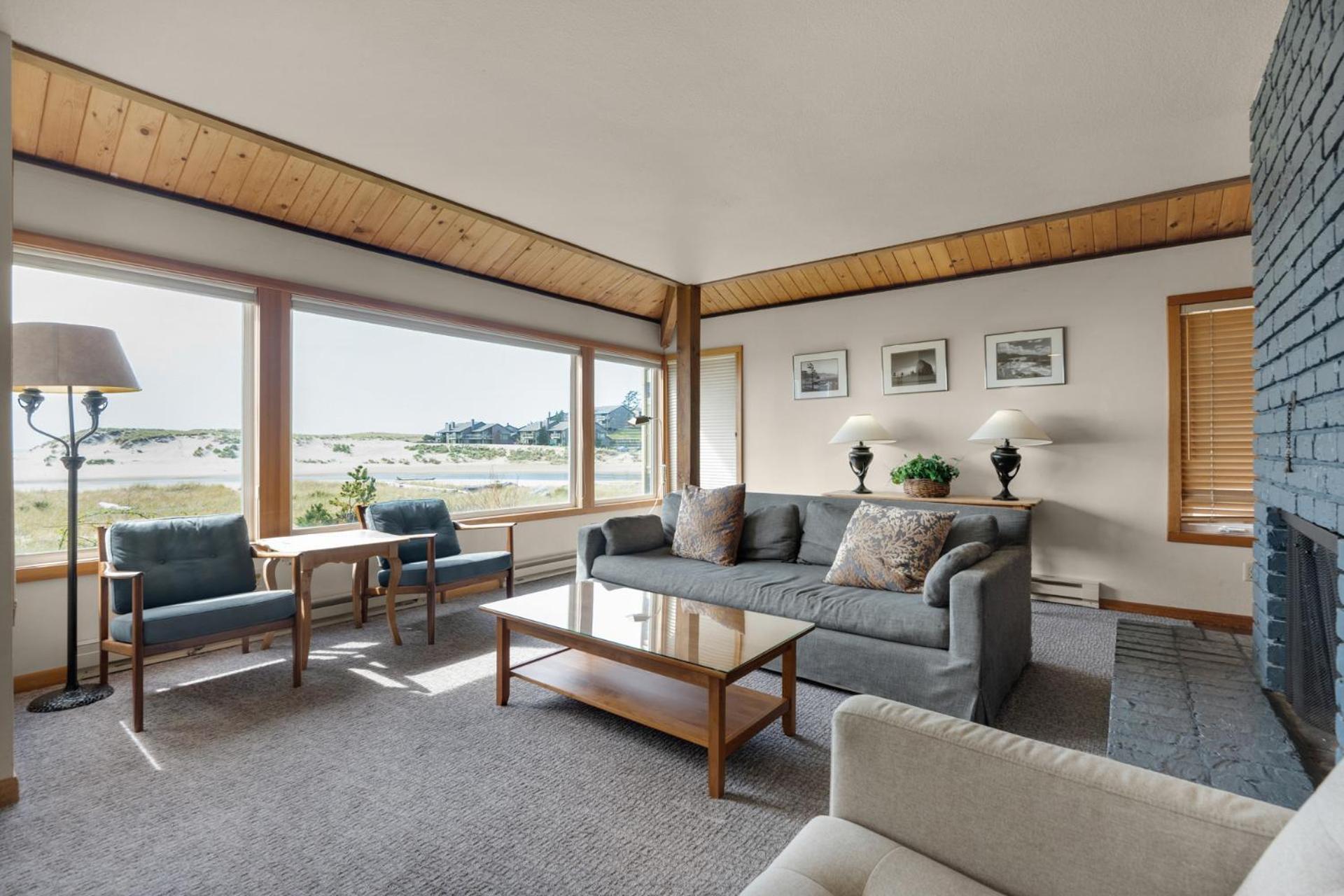 Hotel The Waves Cannon Beach
