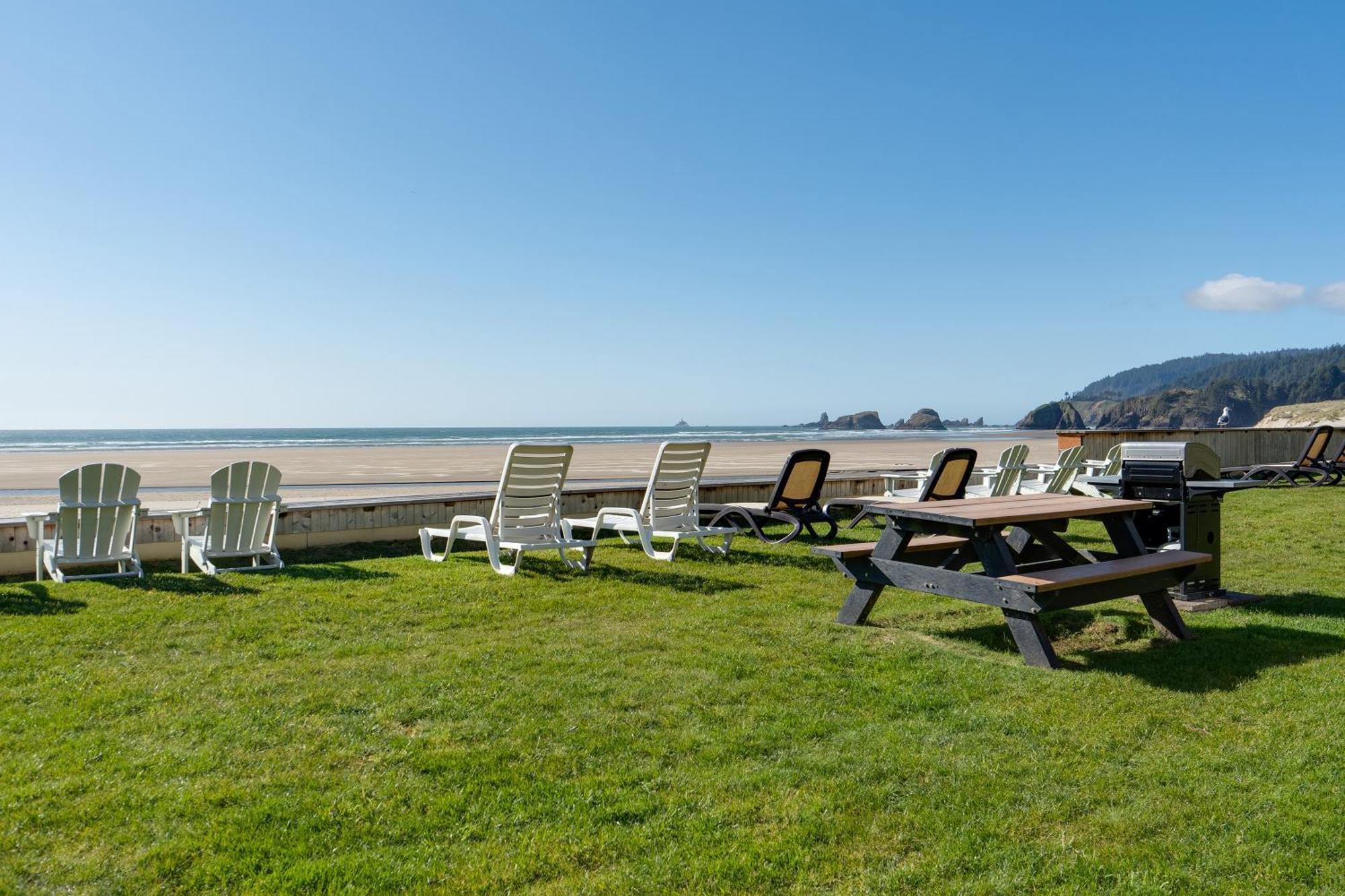 Schooner's Cove Hotel 3*