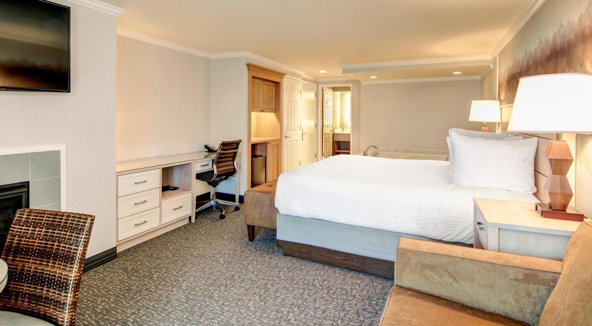Hotel Hallmark In Cannon 3*