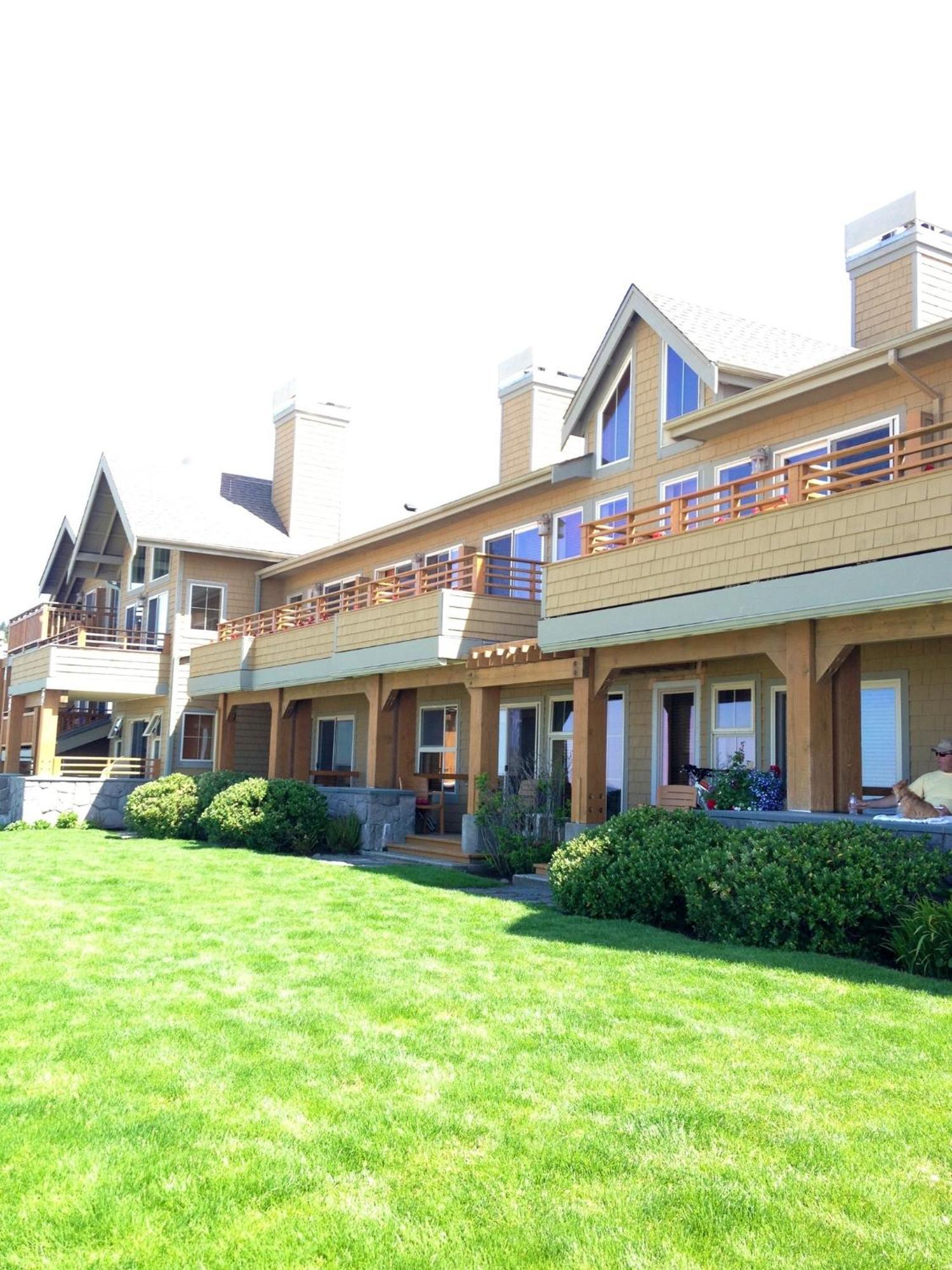 The Ocean Lodge