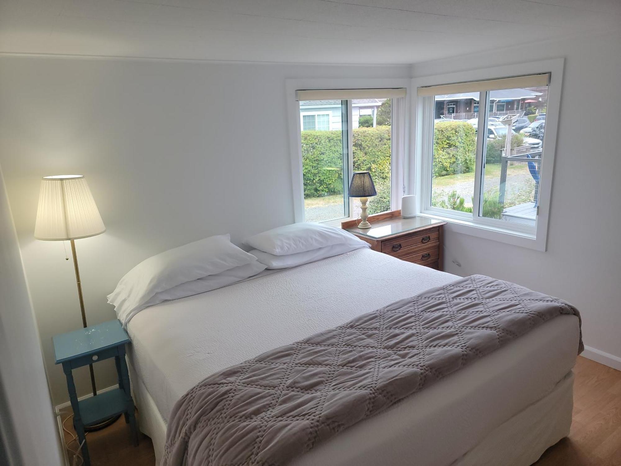 Hotel The Waves Cannon Beach