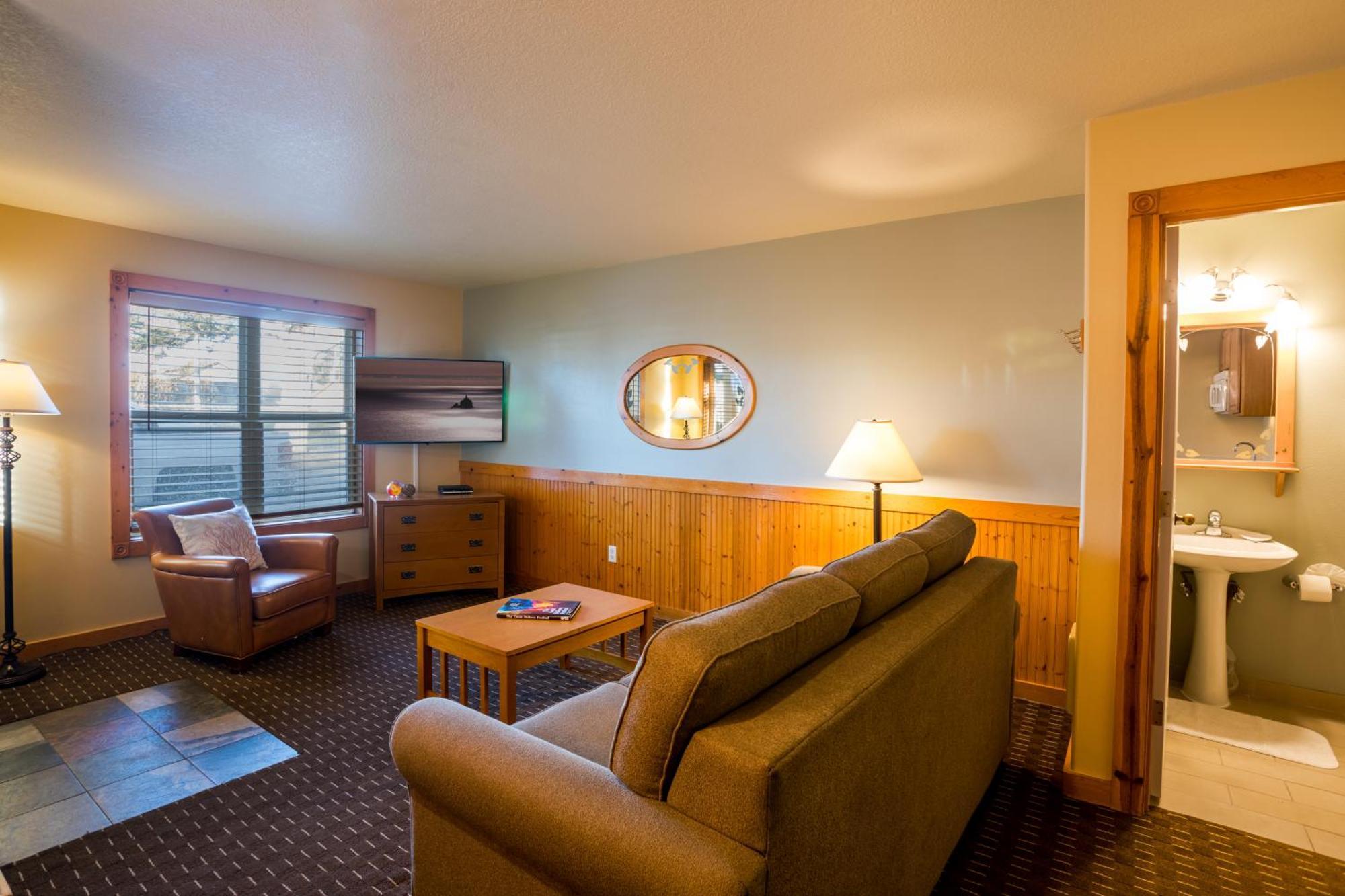 Hotel Lighthouse 4*