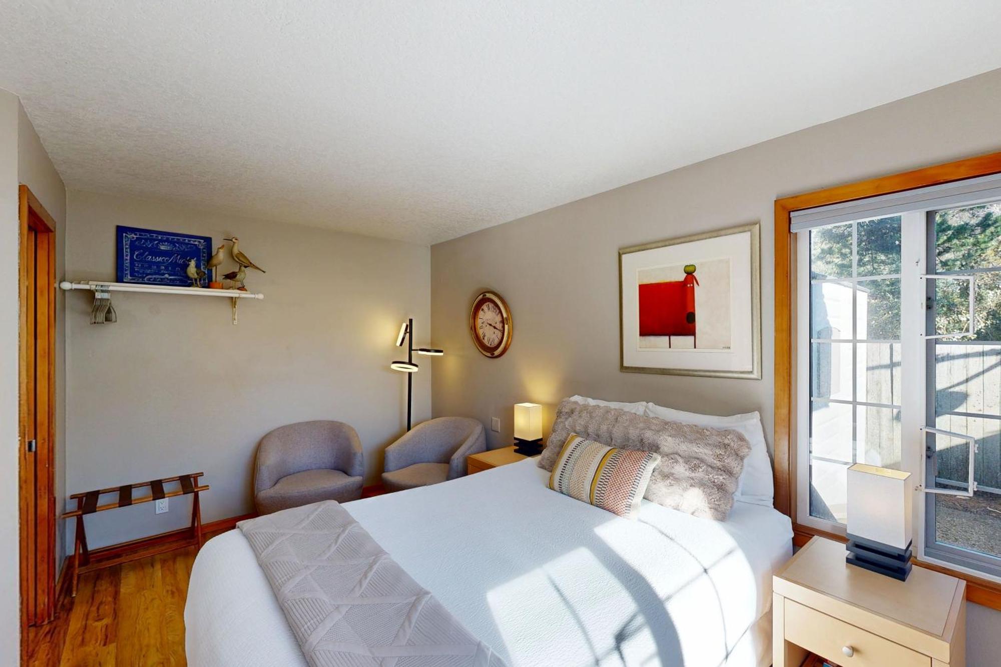 Beaches | Sandpiper Pier Apartment
