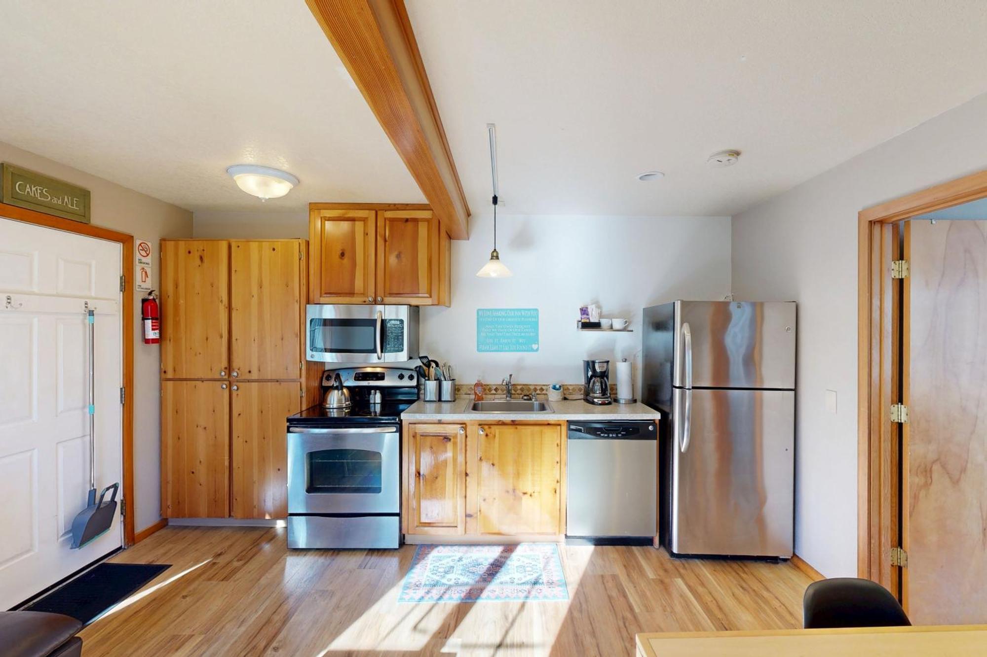 Apartment Beaches | Sandpiper Pier Cannon Beach