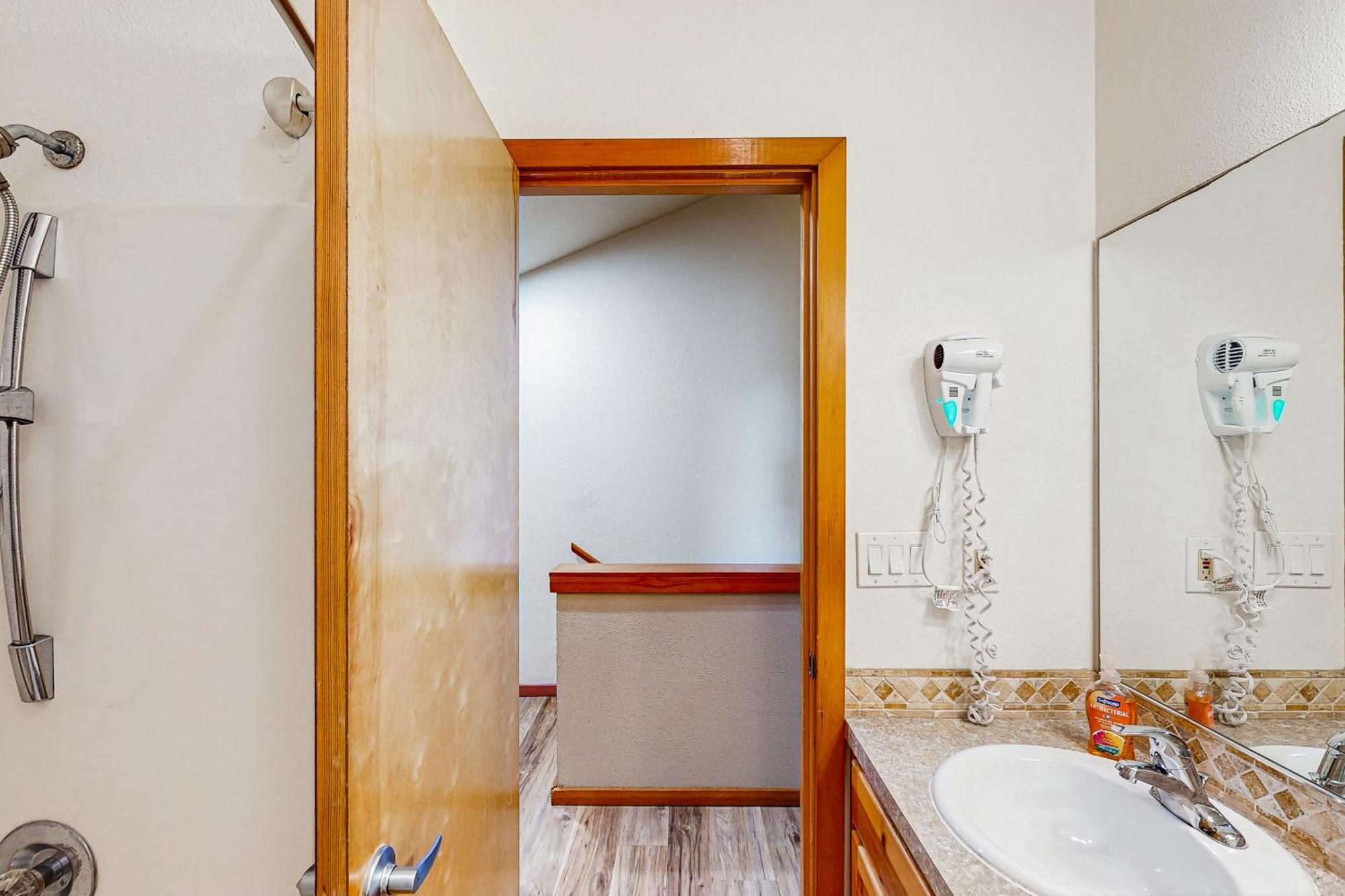 Beaches | Pacific Surf Townhouse Cannon Beach