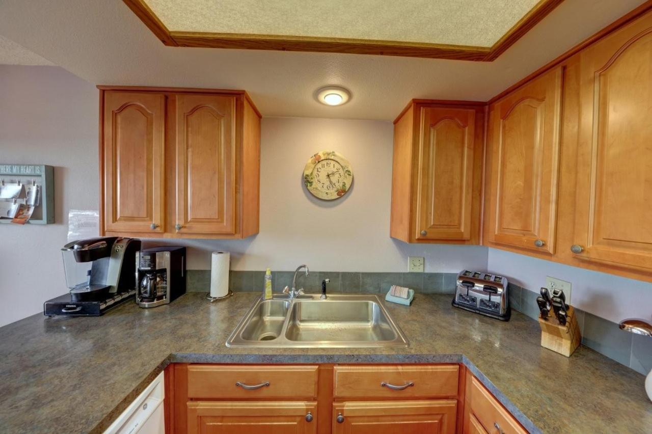 Cannon Ocean Views ! Close To Beach!