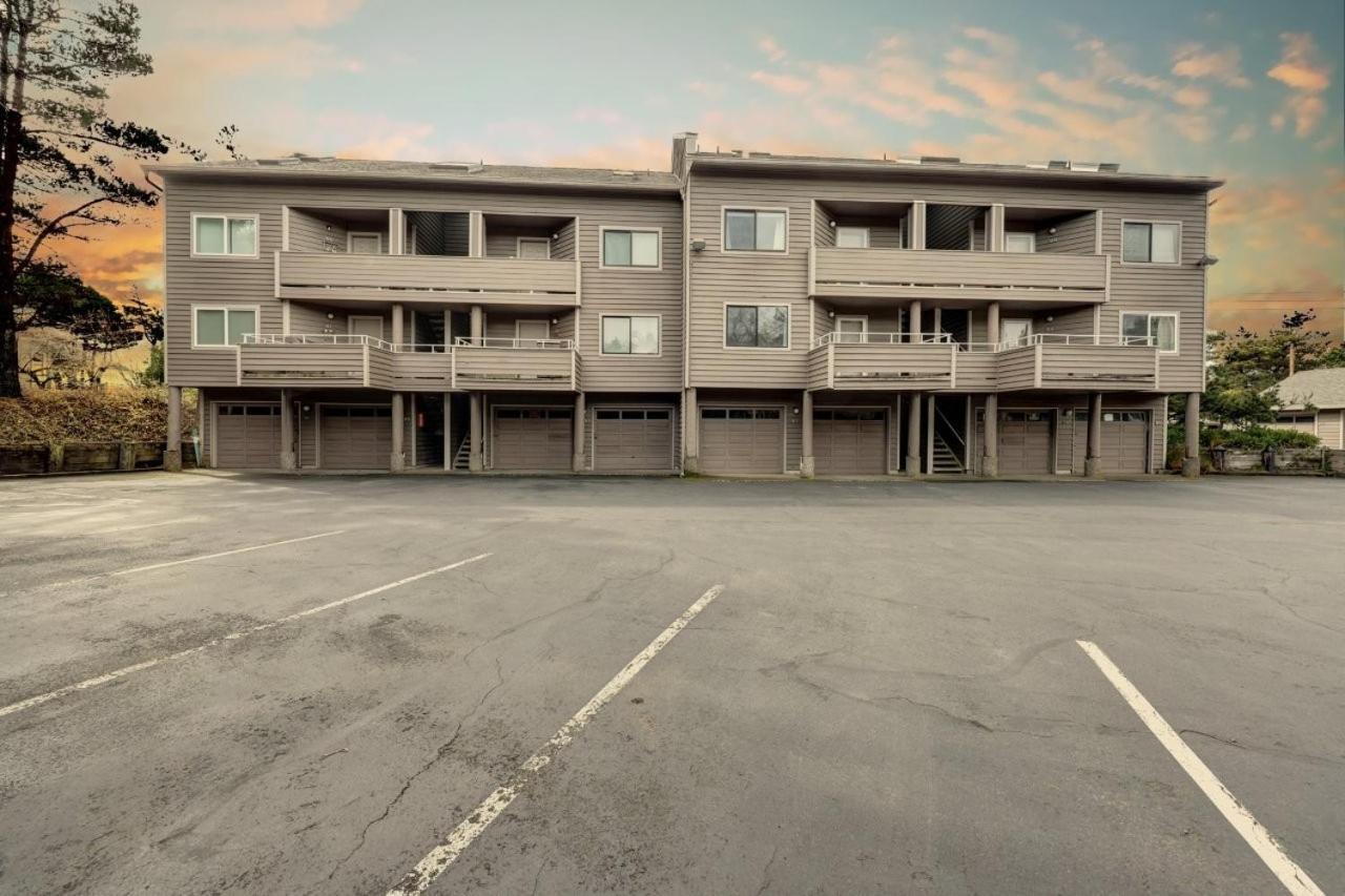 Cannon Ocean Views ! Close To Beach! *