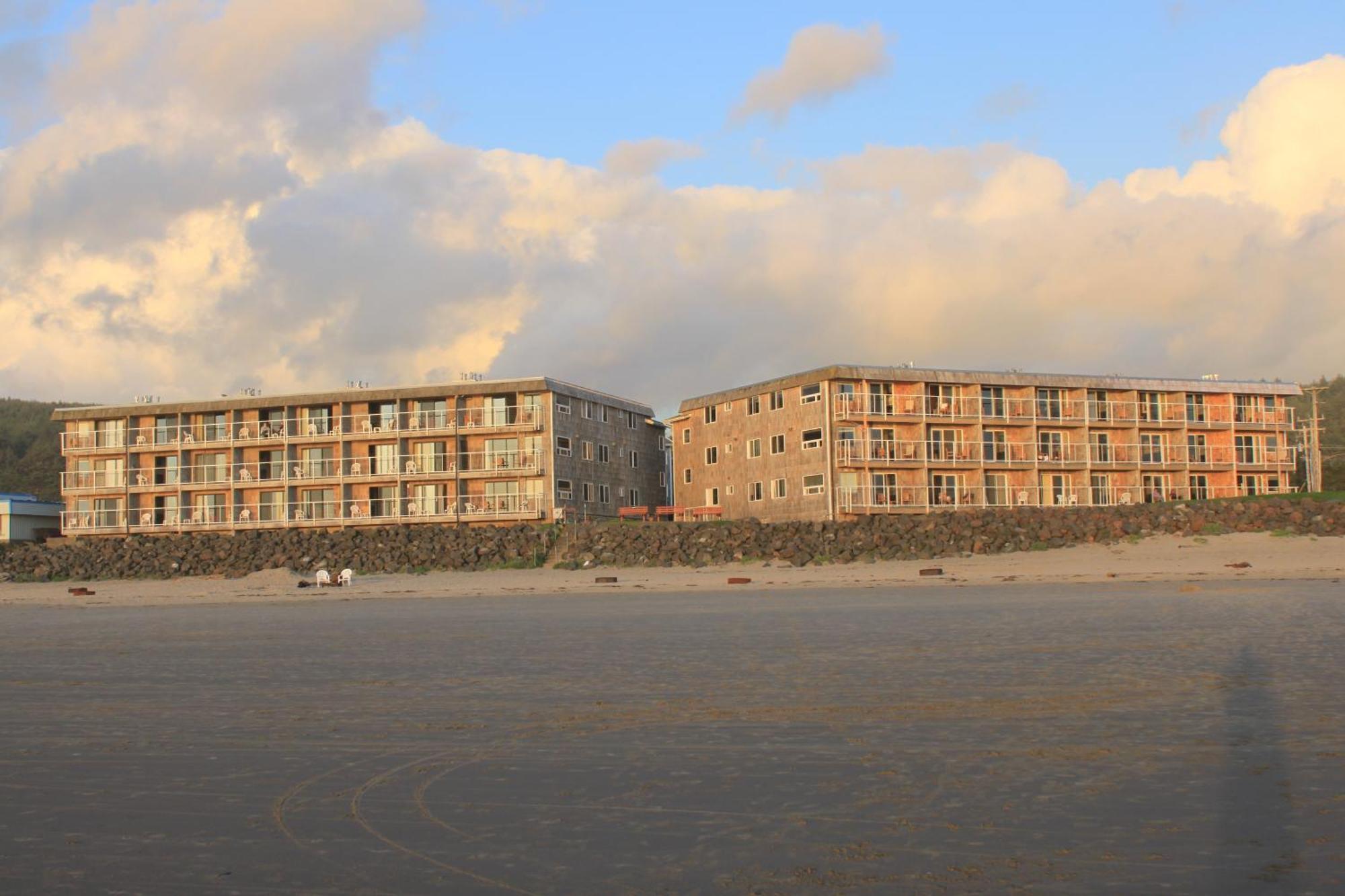 Tolovana Aparthotel 3*