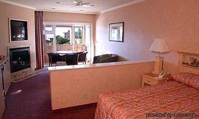 Hotel Hallmark In Cannon Cannon Beach