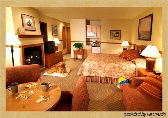 At Cannon Hotel 4*