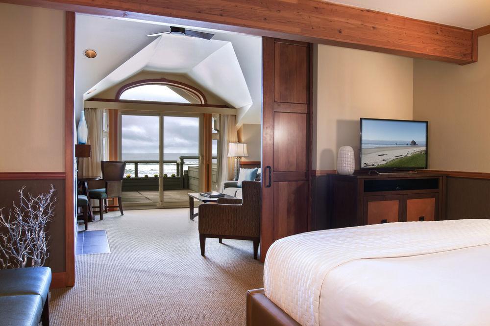 Stephanie Inn Cannon Beach