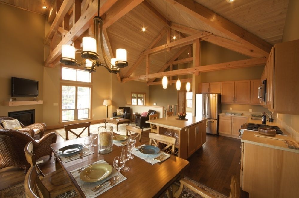 Villa Lodges At *