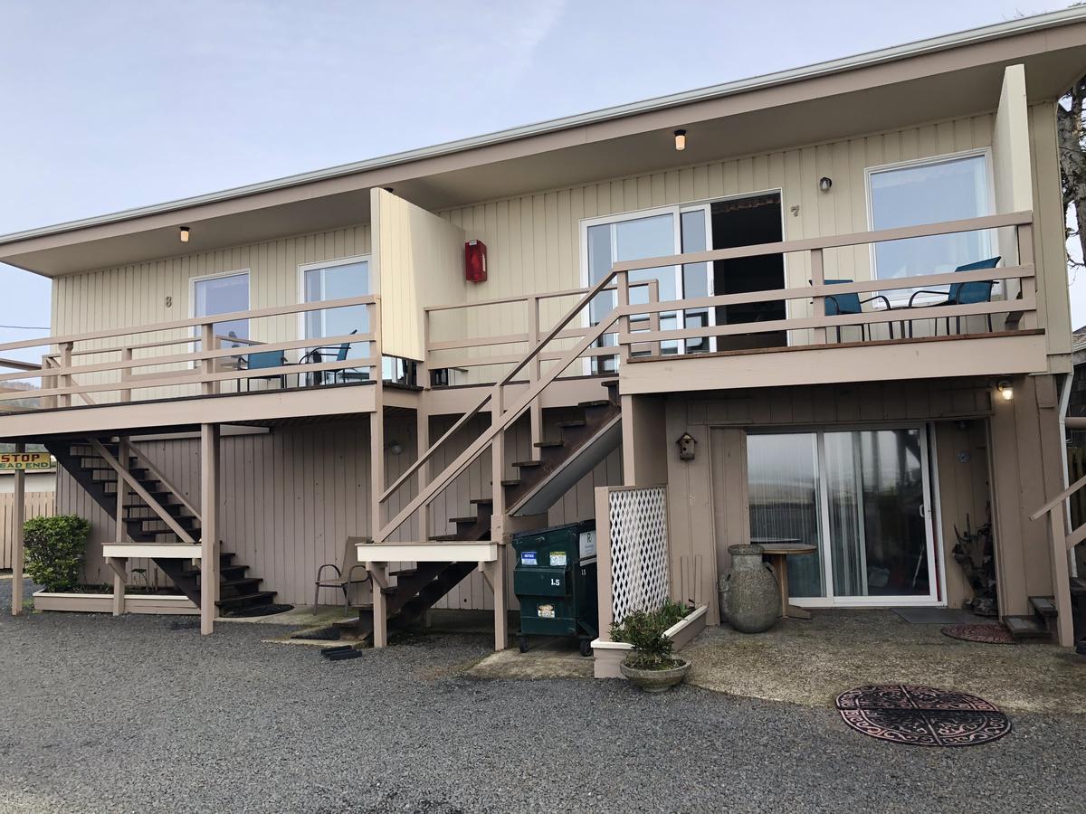 Hotel Webb's Scenic Surf