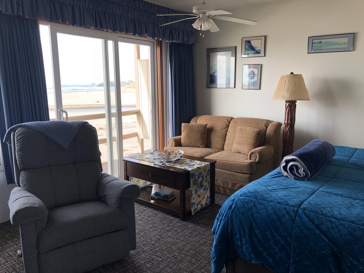 Webb's Scenic Surf Hotel 3*