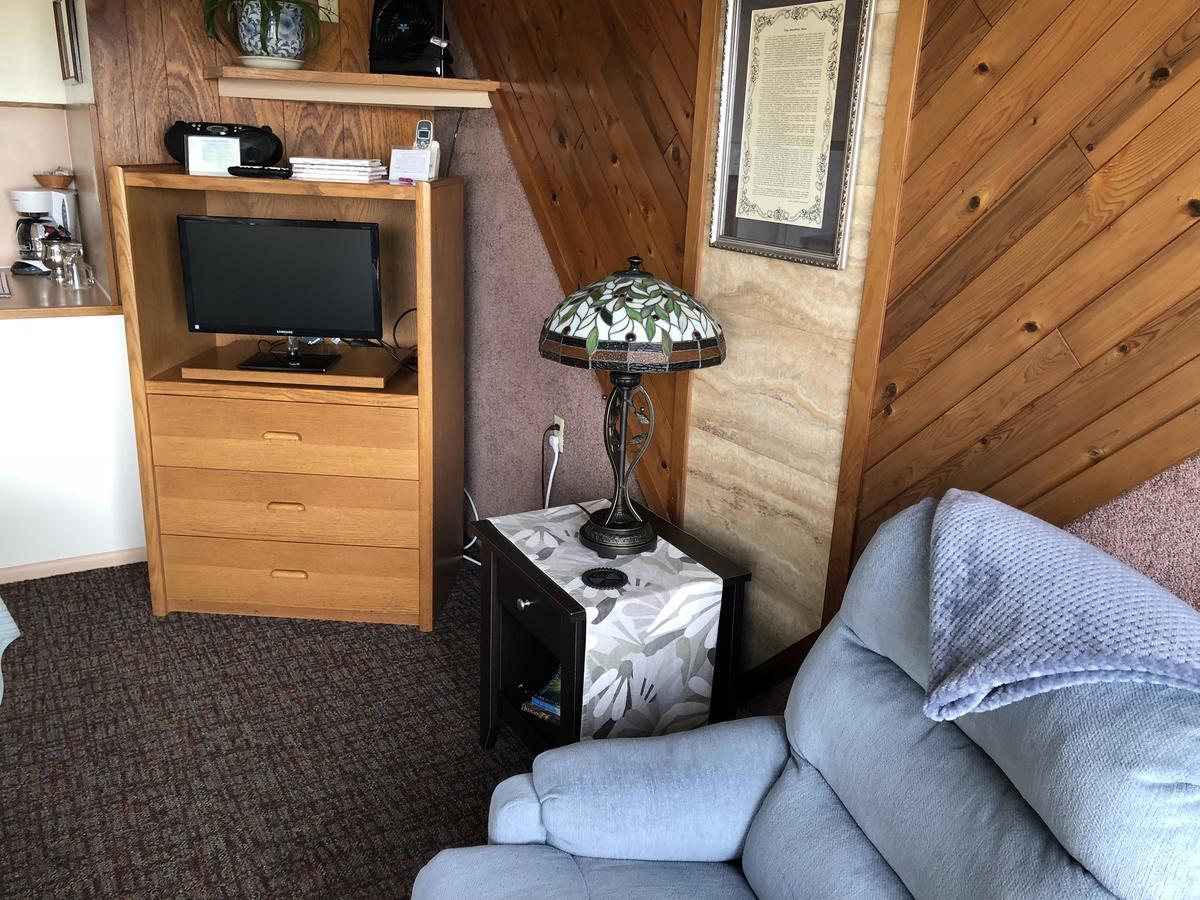 Webb's Scenic Surf Hotel 3*
