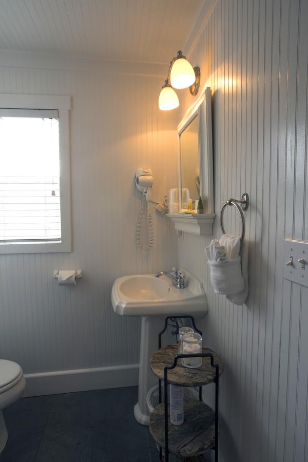 Mcbee Cottages Inn Cannon Beach