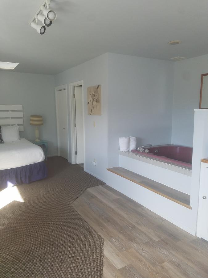 The Ocean View Hotel