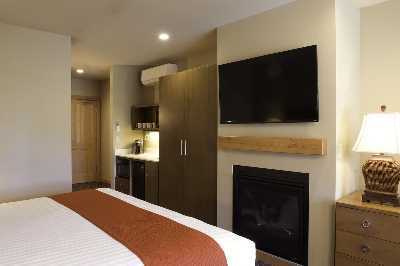 Hotel At Cannon 4*
