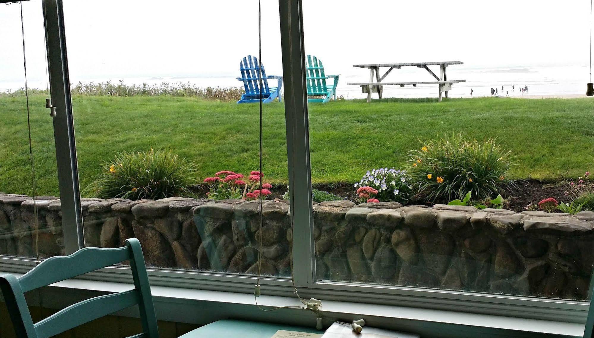 Sea Sprite At Haystack Rock Hotel *