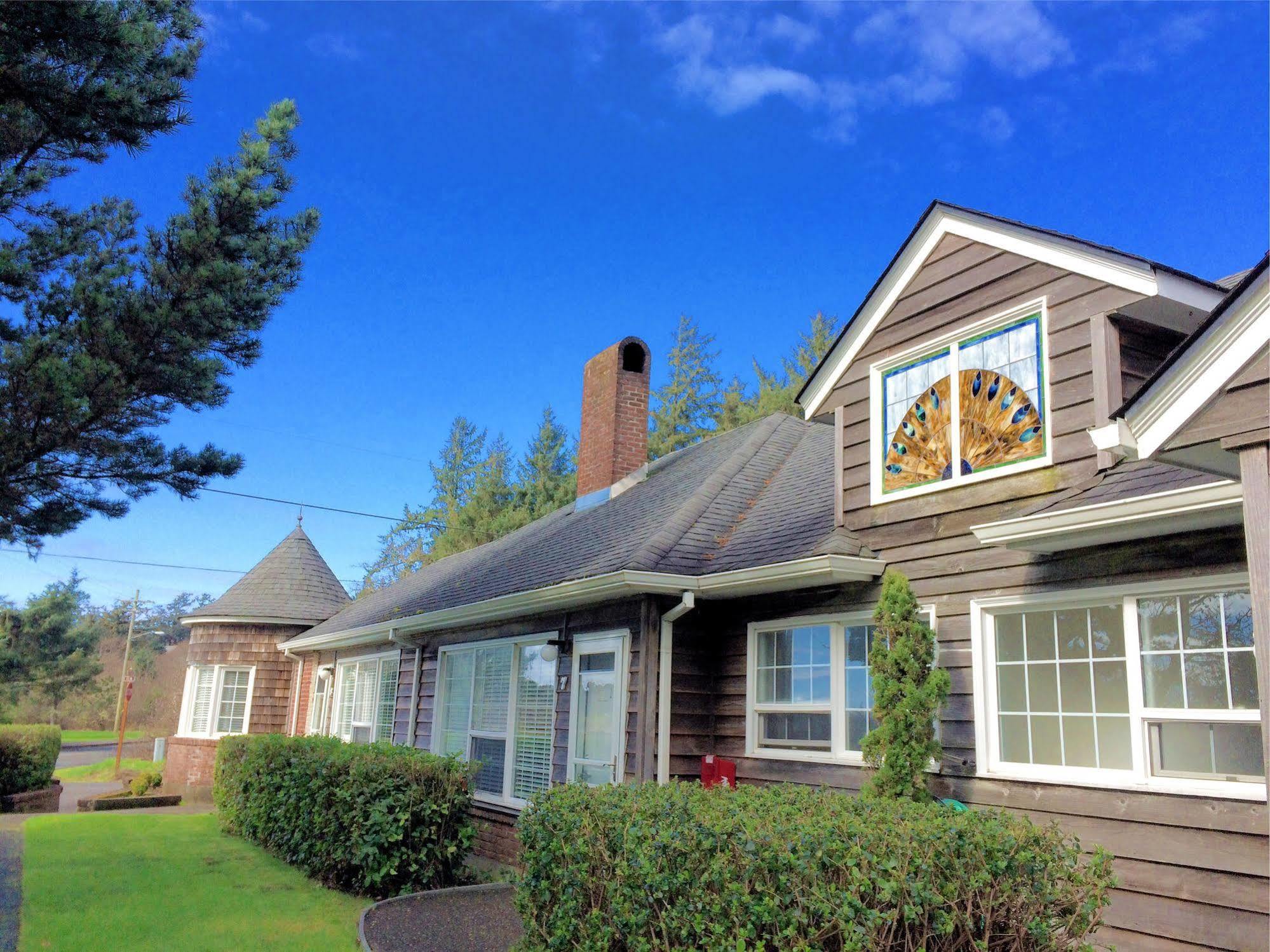 Ecola Creek Motel 3*